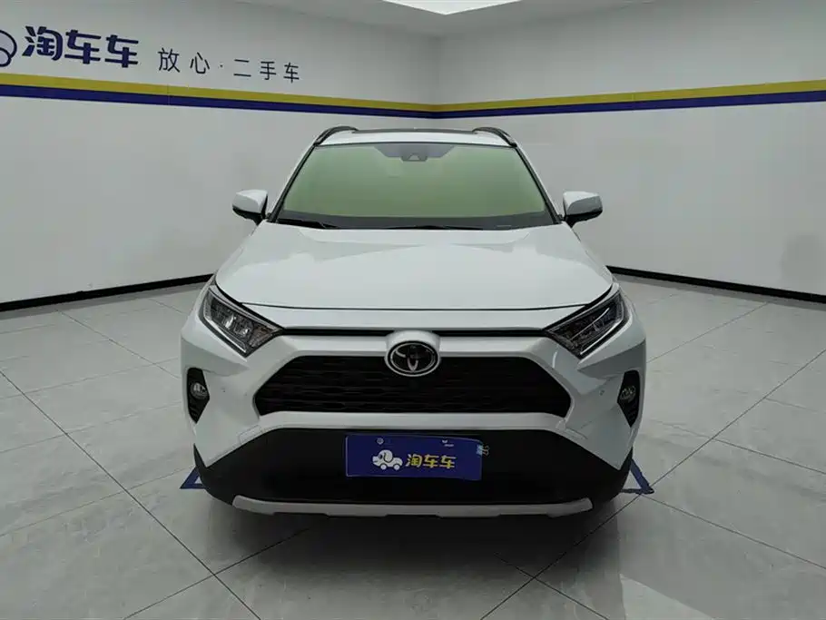 Toyota RAV4 2022 2.0L CVT Plus