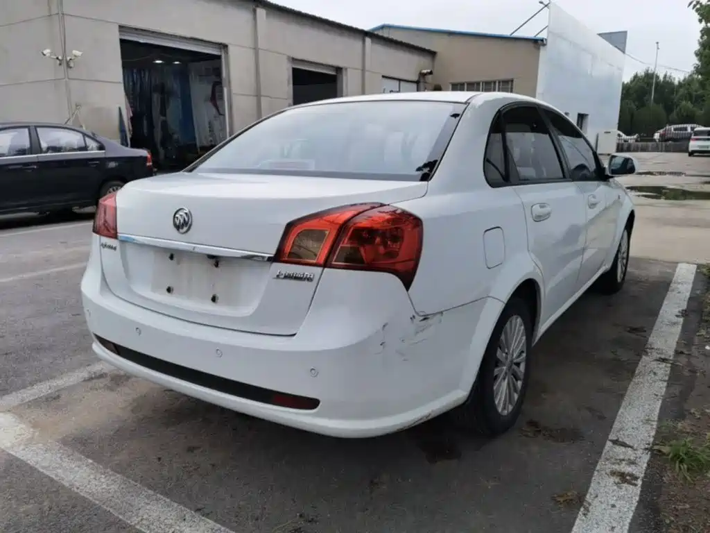 Buick Excelle 2015 1.5L MT Premium
