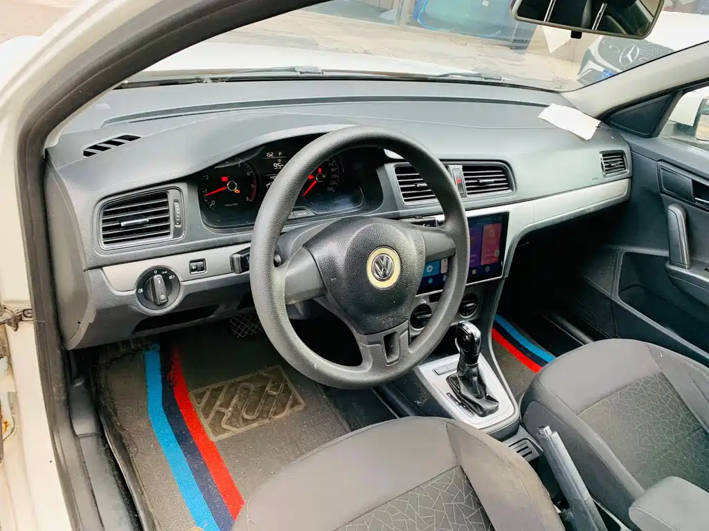 Volkswagen Lavida — миниатюра 8
