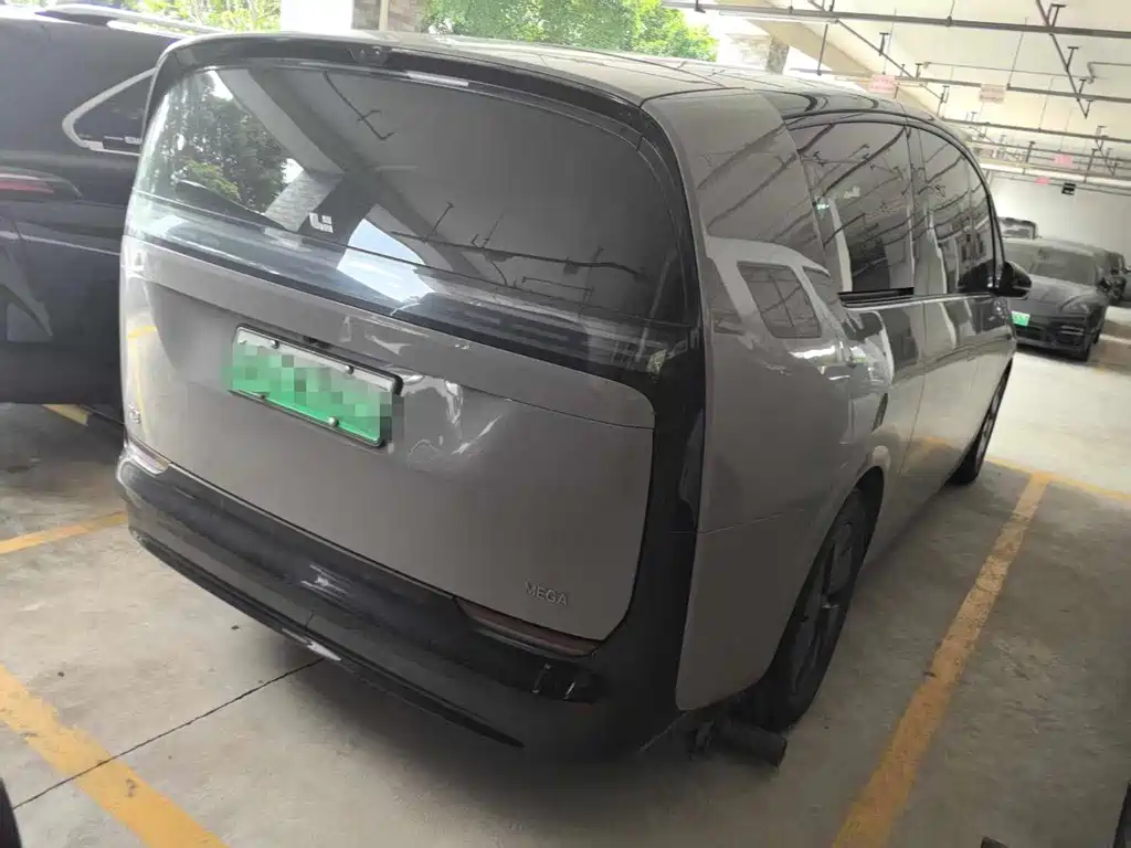 Li Auto Li MEGA — миниатюра 3