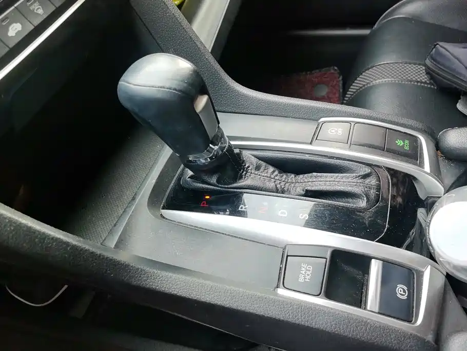 Honda Civic — миниатюра 16