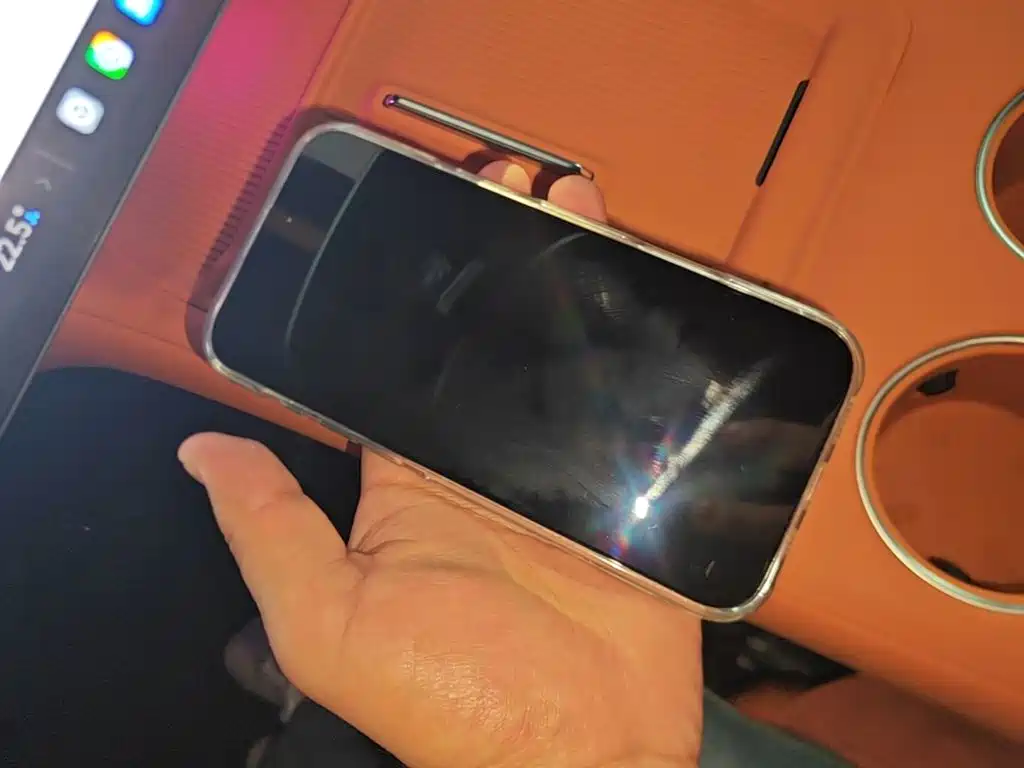 Xiaomi YU7 — миниатюра 9