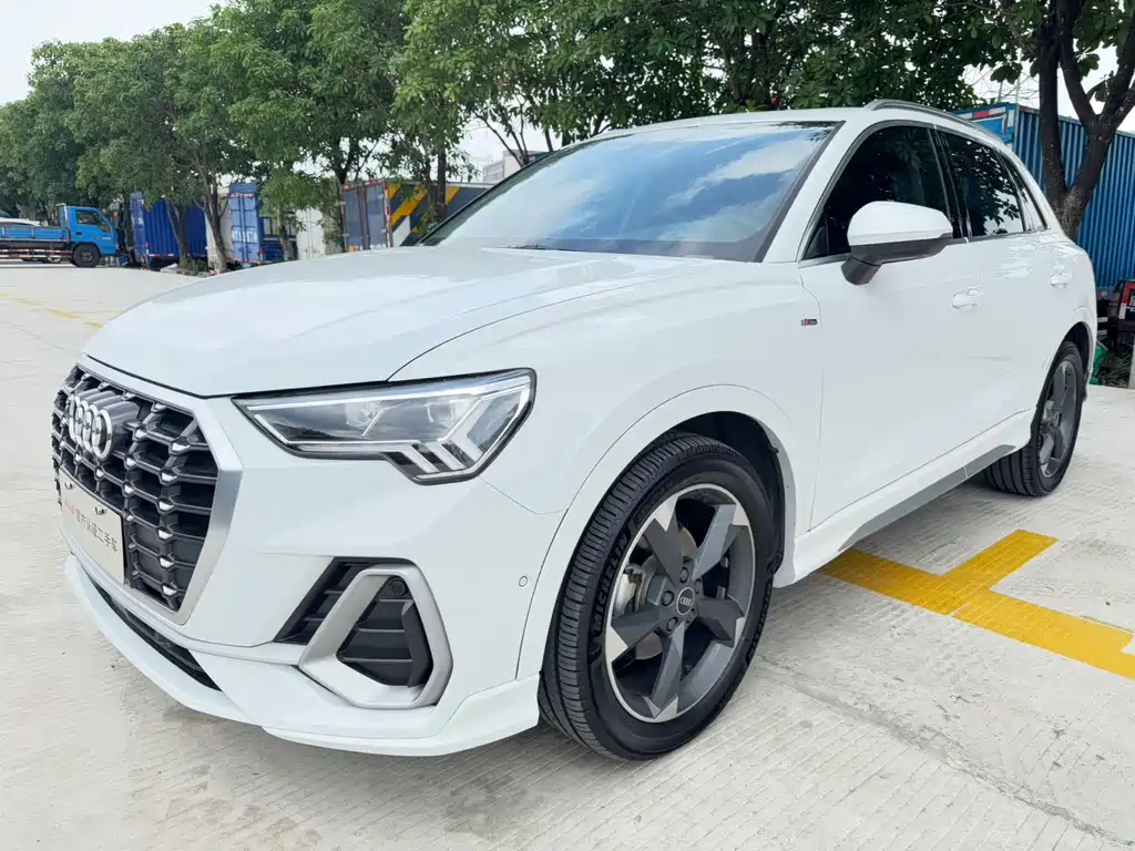 Audi Q3 2022