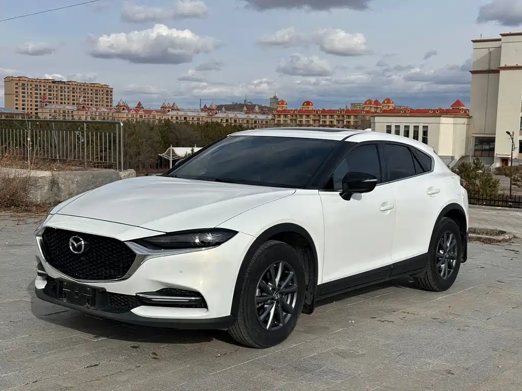 Mazda CX-4 2023