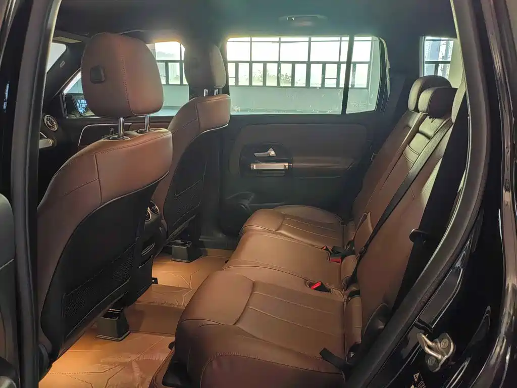 Mercedes-Benz GLB — миниатюра 12