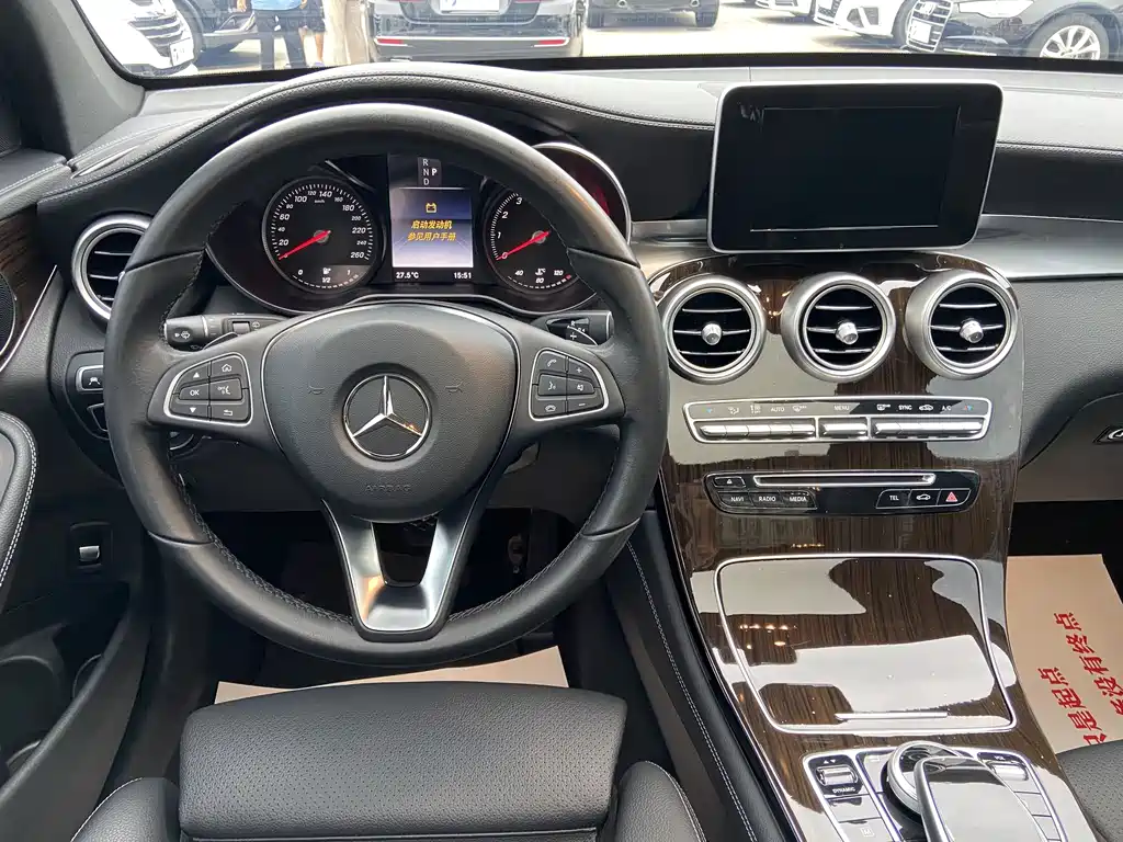 Mercedes-Benz GLC 2019 GLC 260 L 4MATIC Luxury