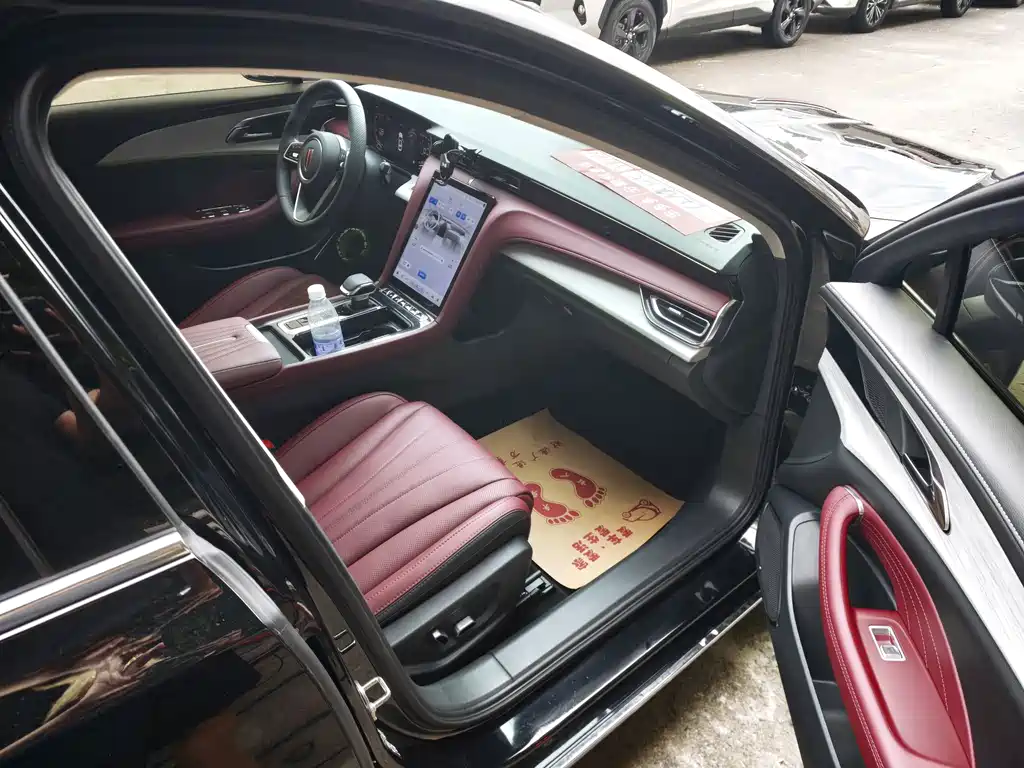 Hongqi Hongqi H5 — миниатюра 8