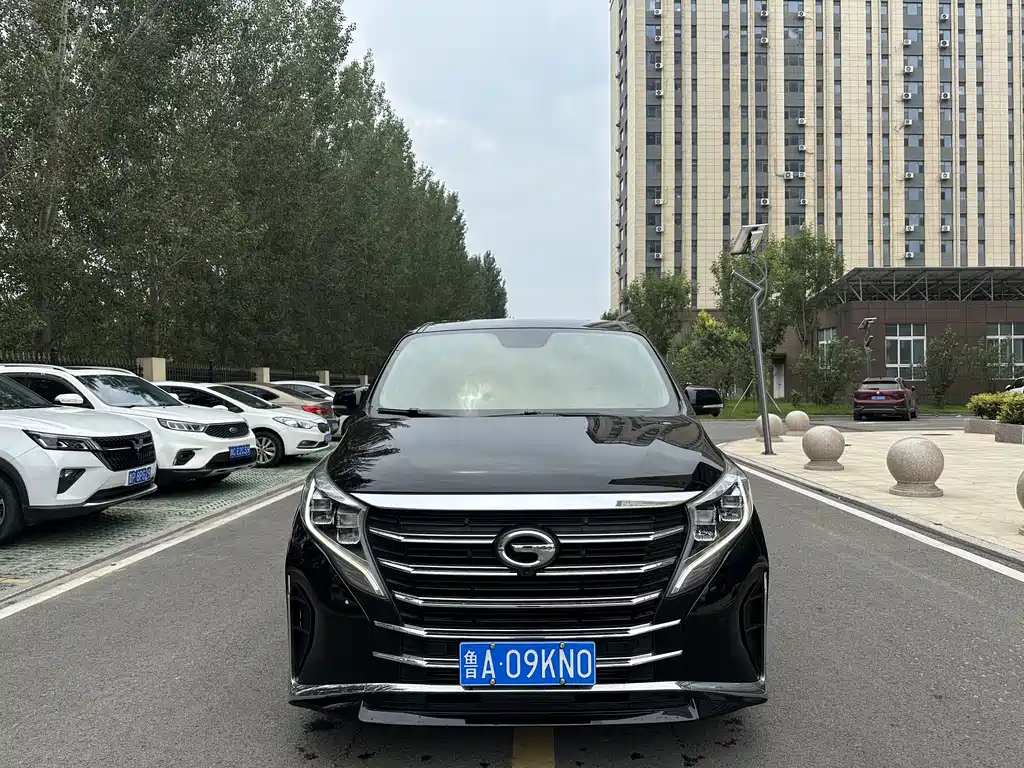 GAC TRUMPCHI M8