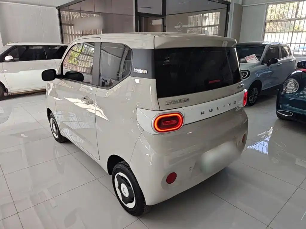 Wuling MINIEV — миниатюра 5