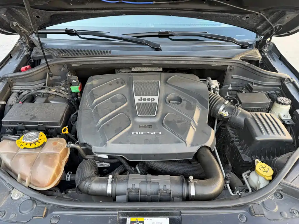 Jeep Grand Cherokee (Import) — миниатюра 15