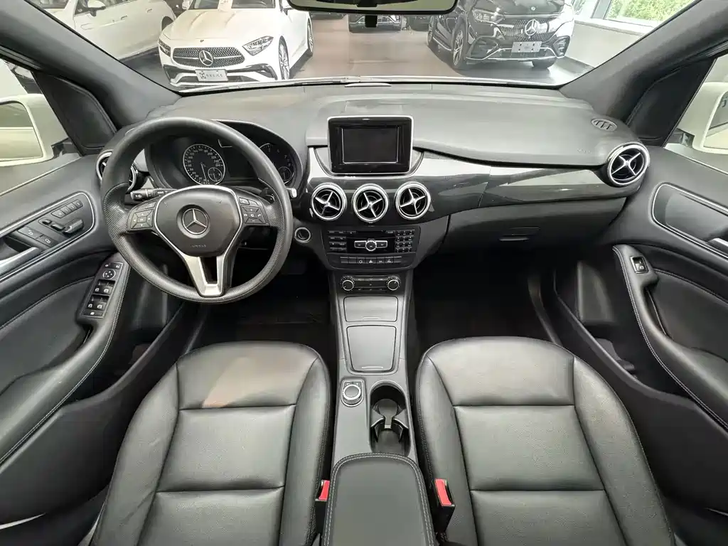 Mercedes-Benz B-Class — миниатюра 9