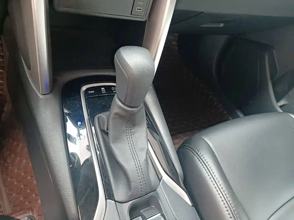 Toyota Frontlander — миниатюра 14