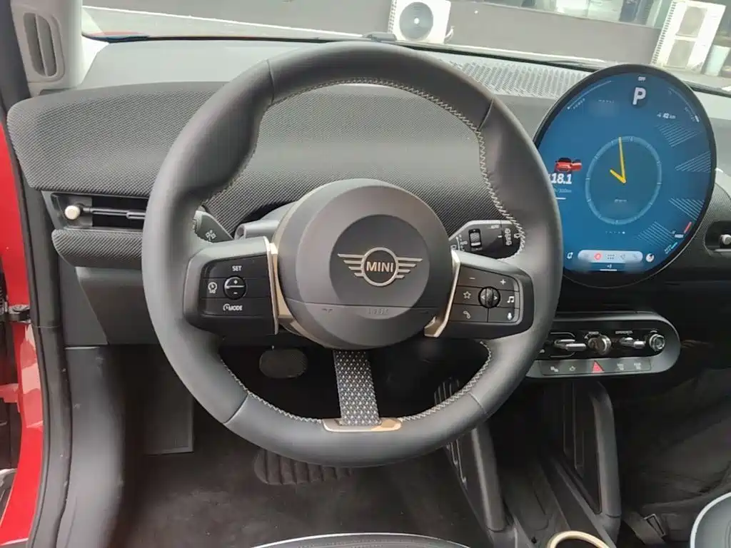 MINI MINI COOPER EV — миниатюра 11