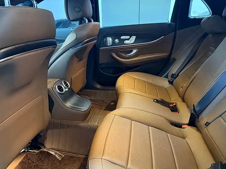 Mercedes-Benz E-Class E 2023 E 300 L Sport Luxury