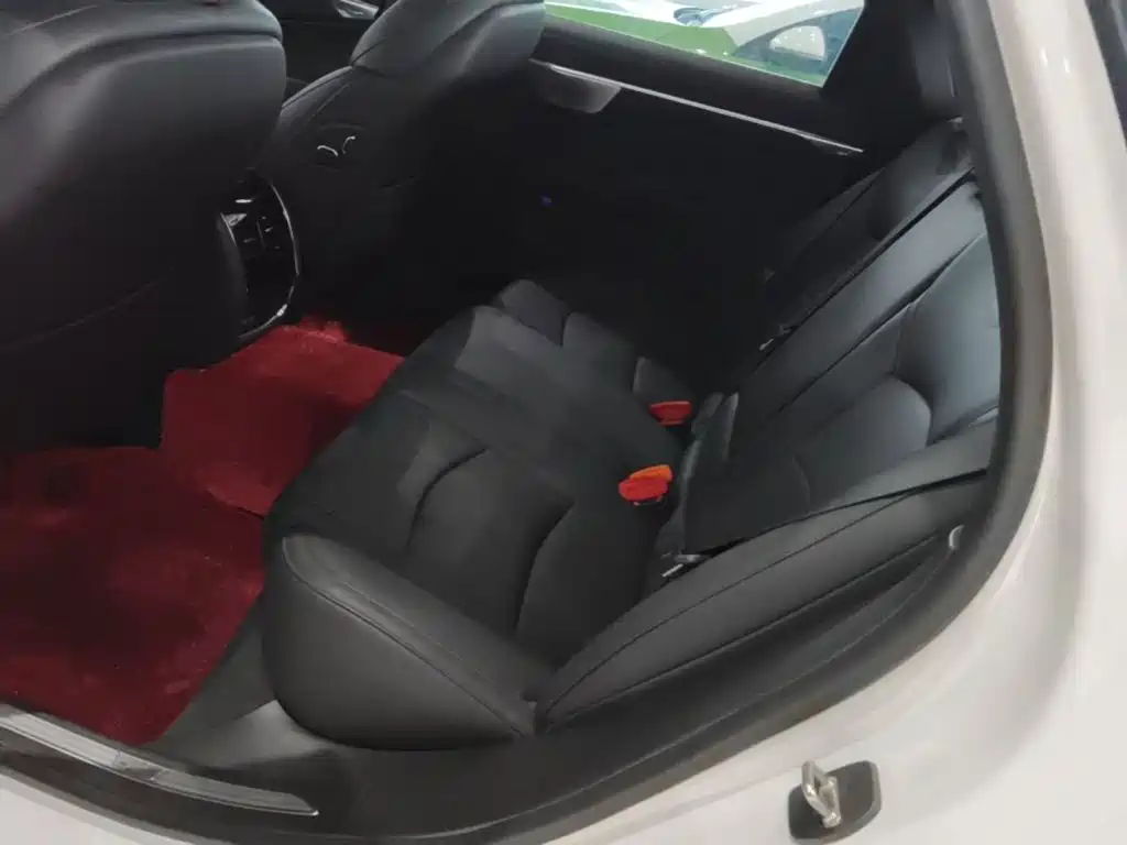 Cadillac CT6 — миниатюра 17