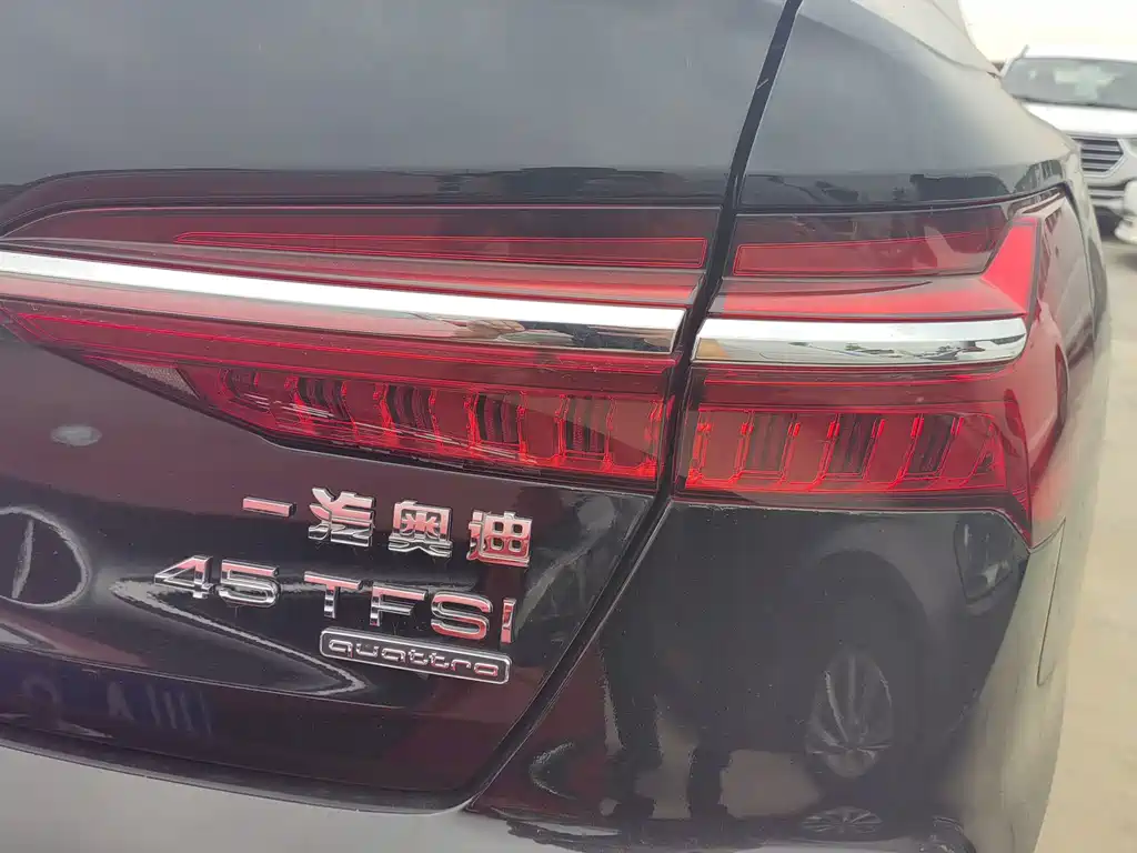 Audi A6L — миниатюра 9