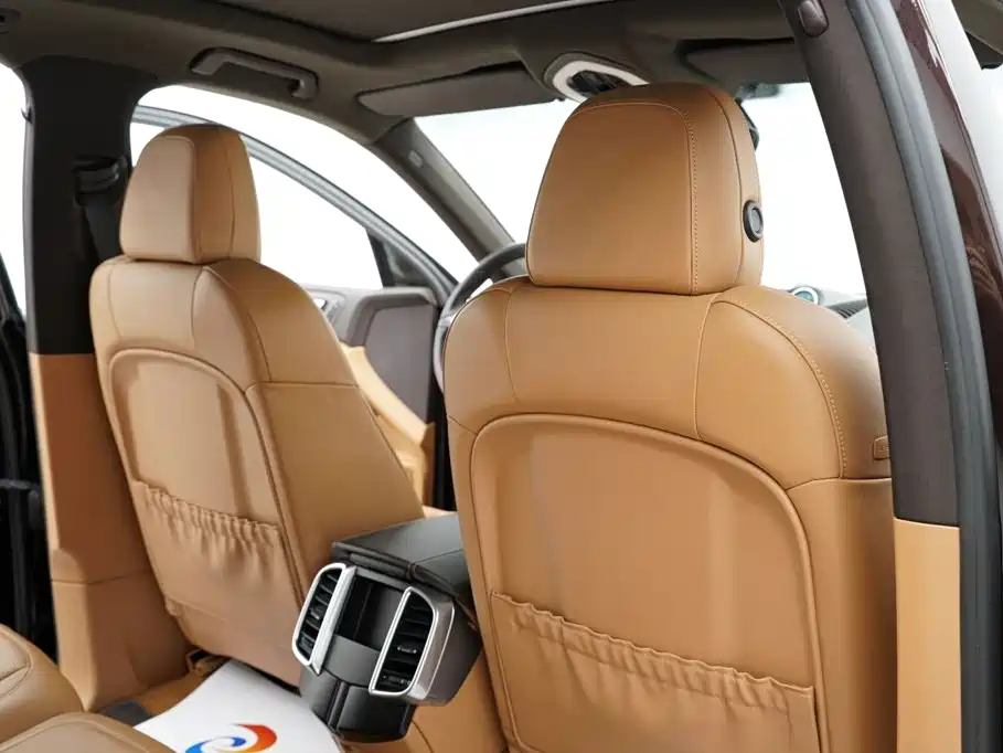 Porsche Cayenne — миниатюра 20