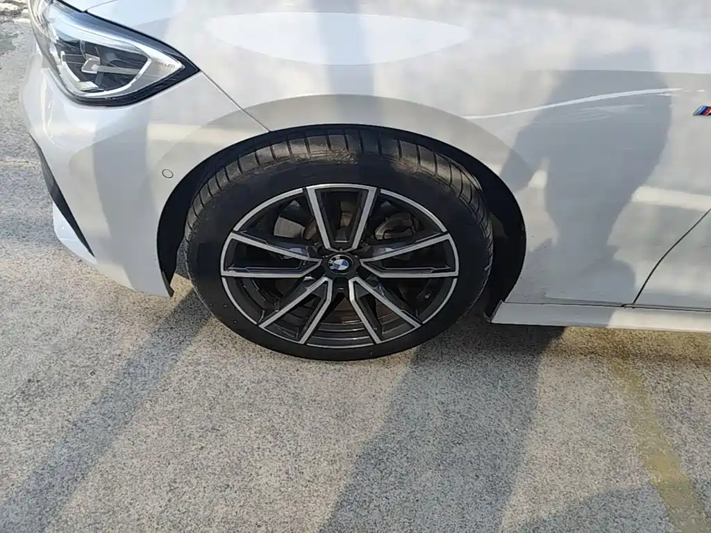 BMW 3 Series — миниатюра 23