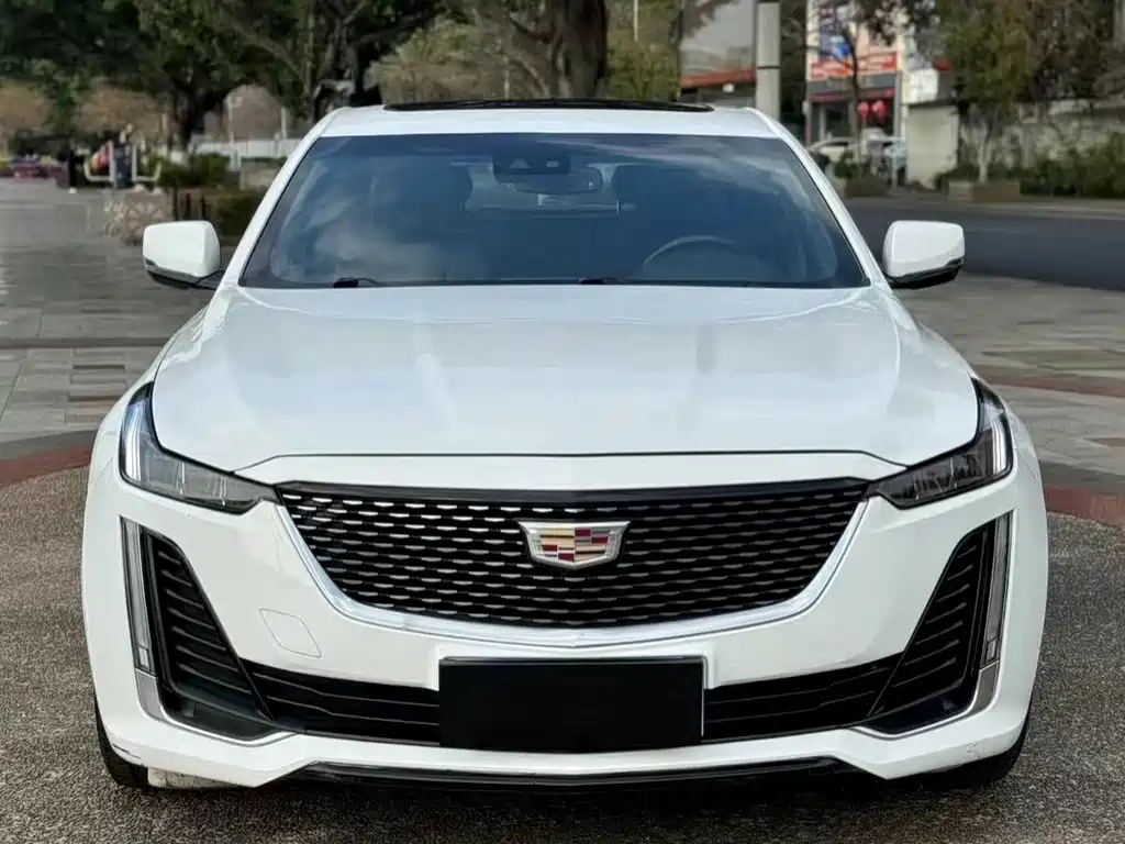 CADILLAC  CT5