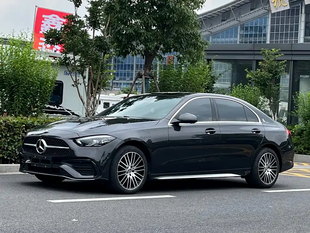 Mercedes-Benz C-Class 2022