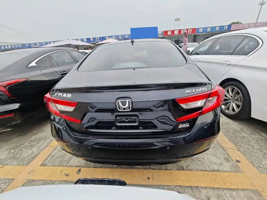 Honda Accord — миниатюра 15