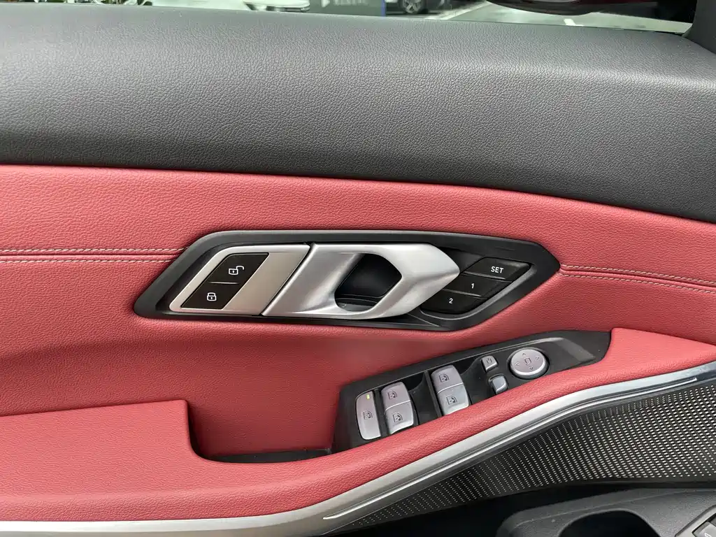 BMW 3 Series — миниатюра 7