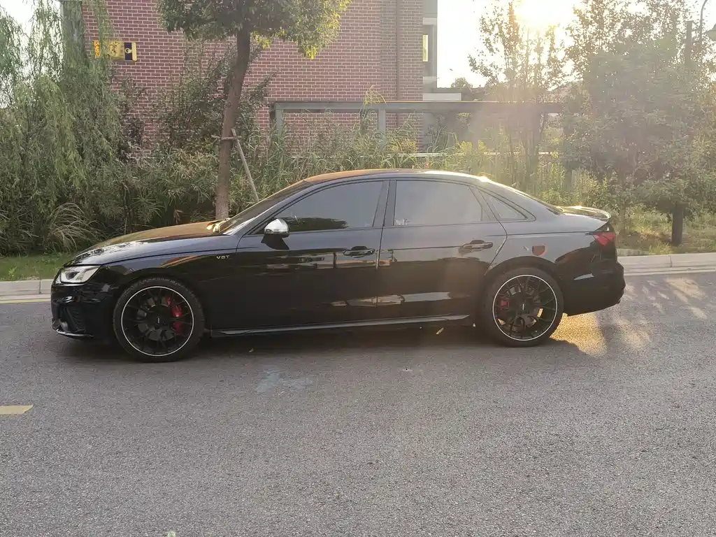 Audi S4 — миниатюра 4