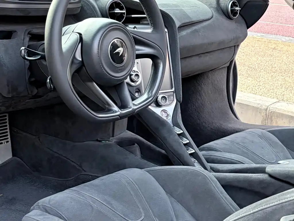 McLaren 720S 4.0T Coupe, фото 19