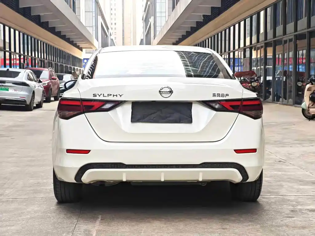 Nissan Sylphy — миниатюра 9