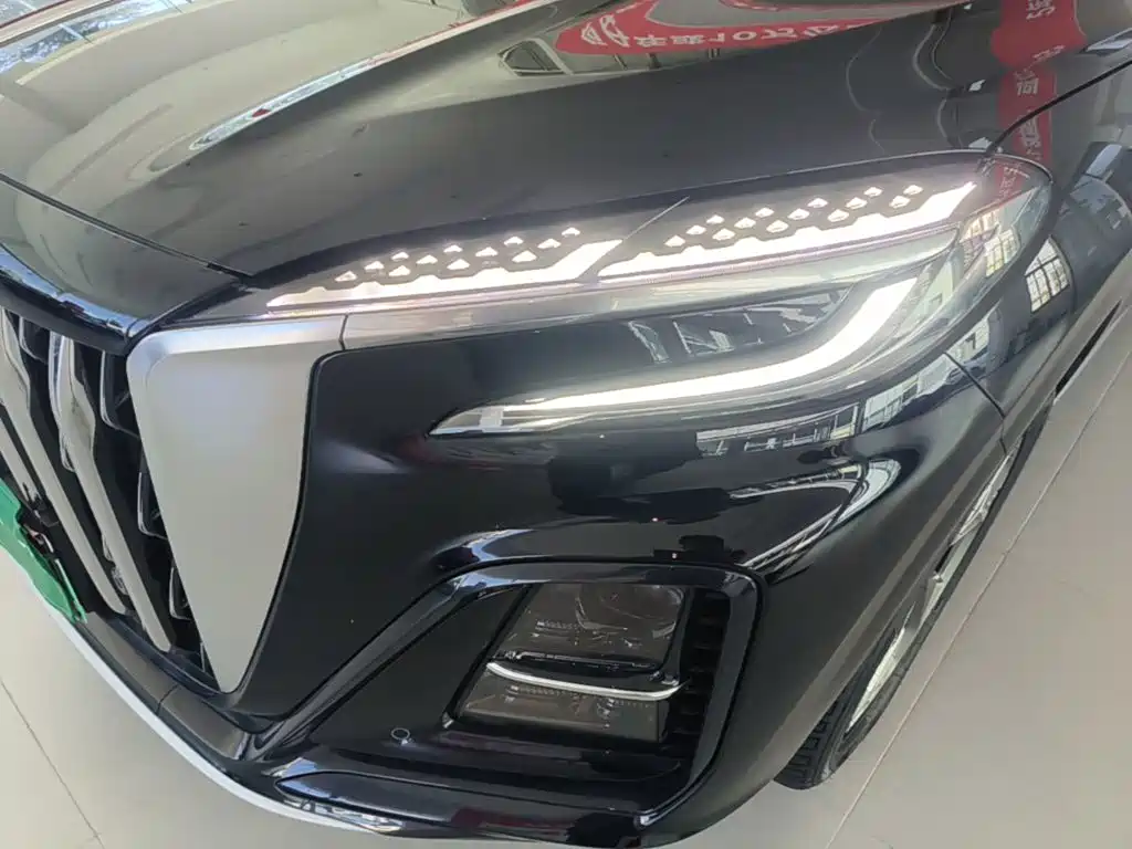 Hongqi Hongqi HS3 PHEV — миниатюра 24