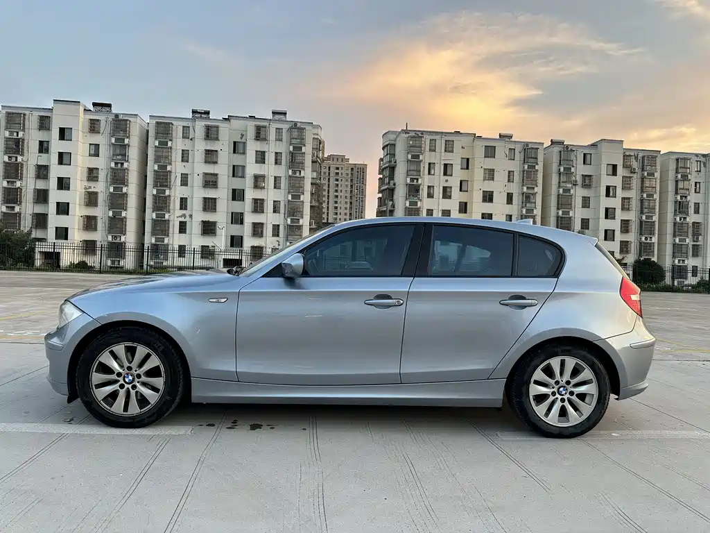 BMW 1 Series (Import) — миниатюра 3