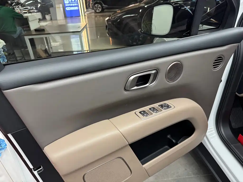 Li Auto Li i6 — миниатюра 4