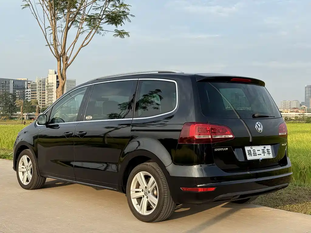Volkswagen Xia 2016 380TSI 7 мест