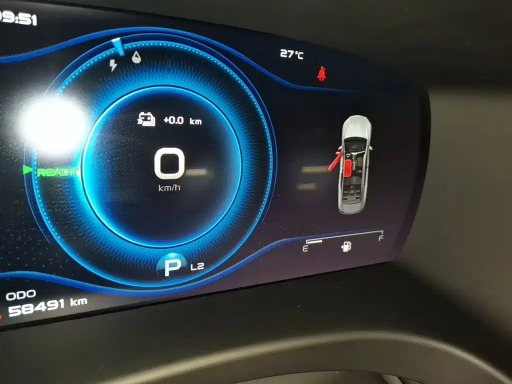 Geely Borui Hybrid — миниатюра 12