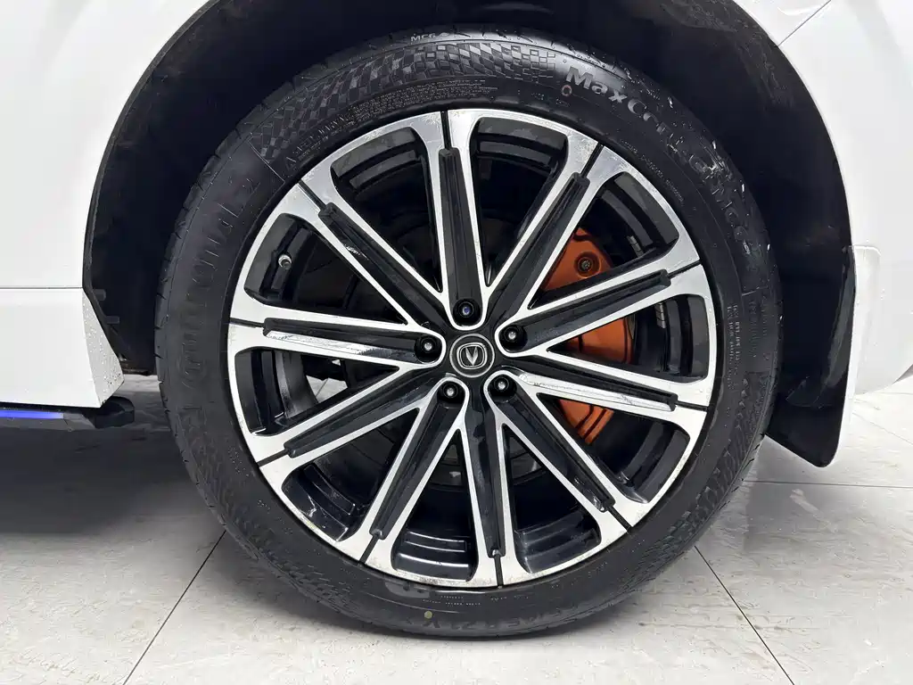 CHANGAN UNI K SMART IDD