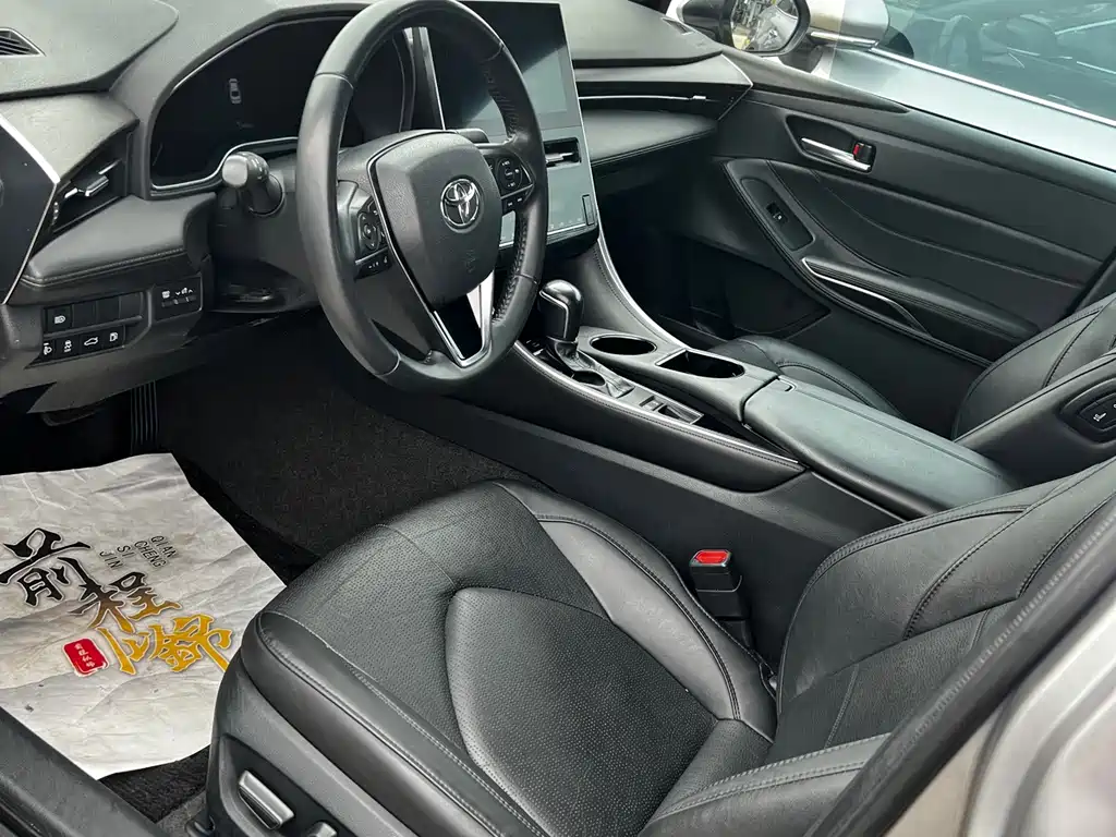 Toyota Avalon — миниатюра 7