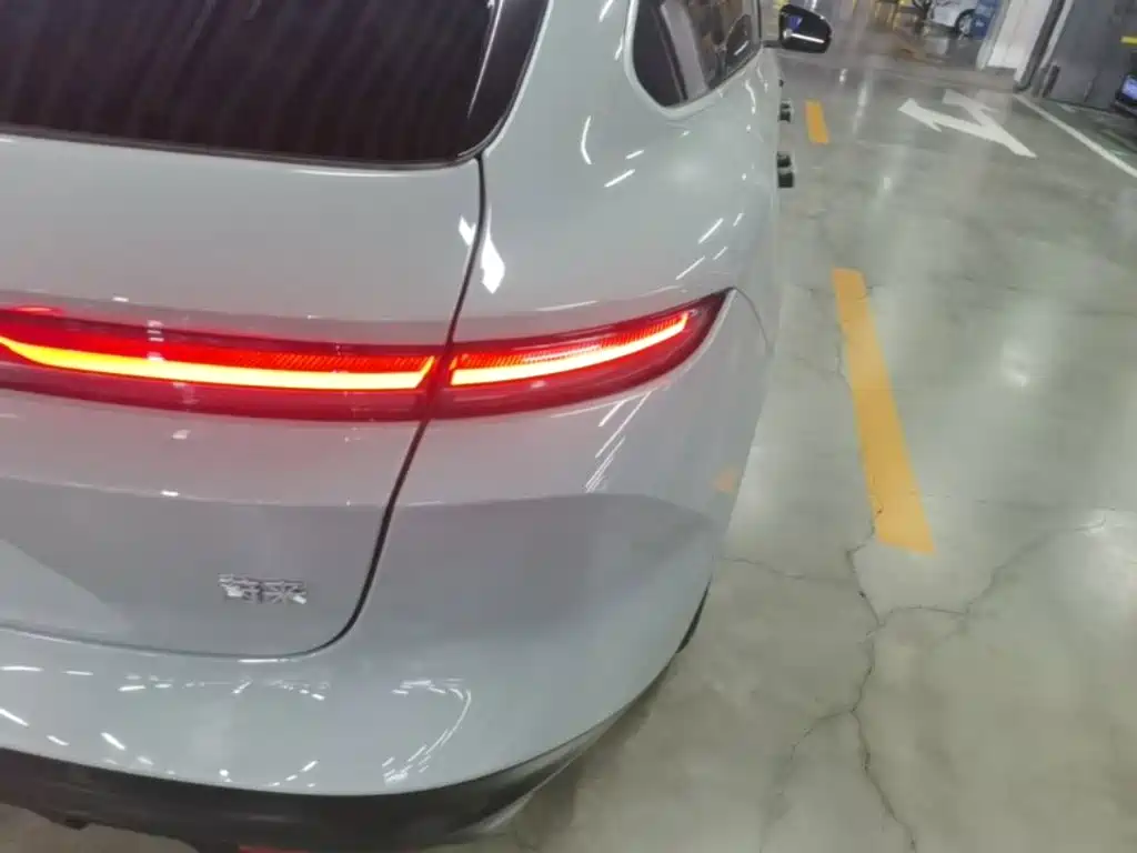 NIO ET5T — миниатюра 8
