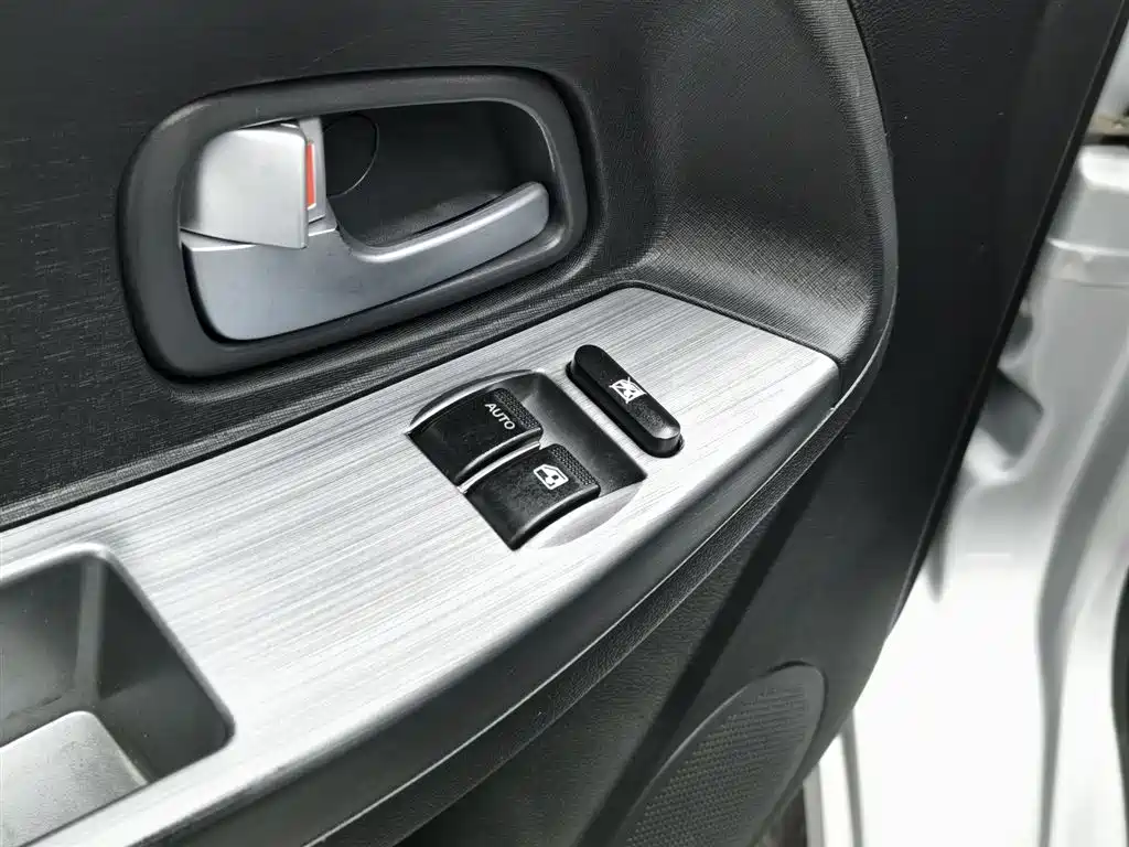 CHANGAN CHANGAN RUIXING M60