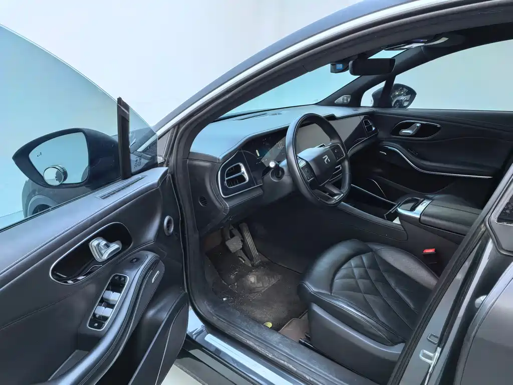 RISING AUTO FEIFAN R7