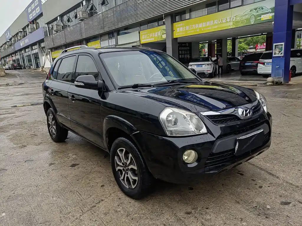 Hyundai Tucson 2013 2.0L AT Comfort