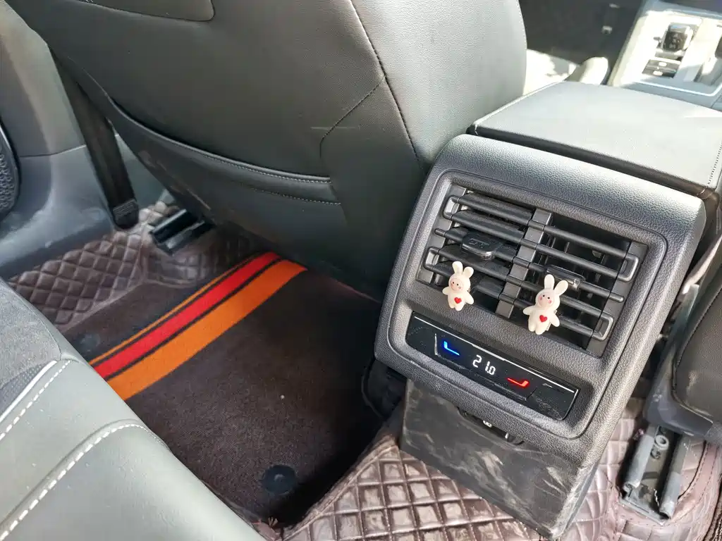 Volkswagen Golf — миниатюра 8