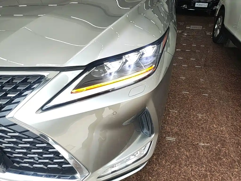 Lexus RX — миниатюра 24