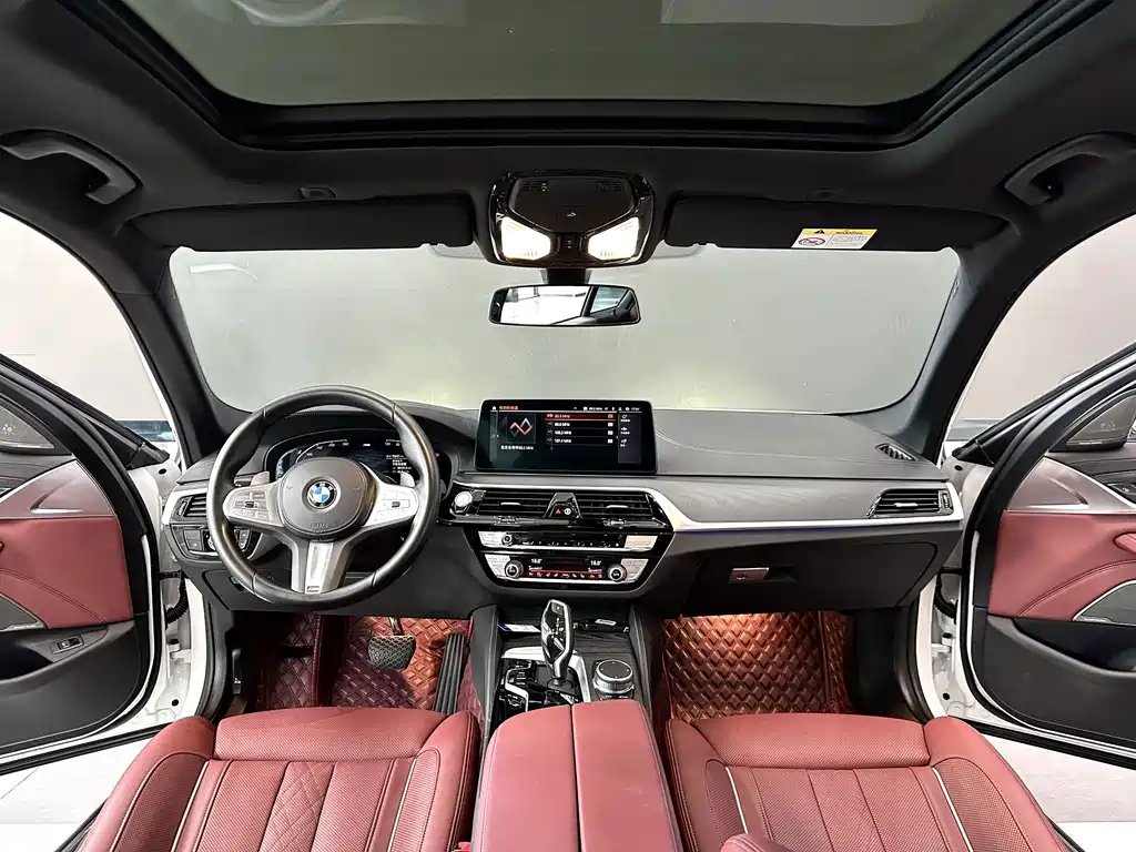 BMW 5 Series — миниатюра 8