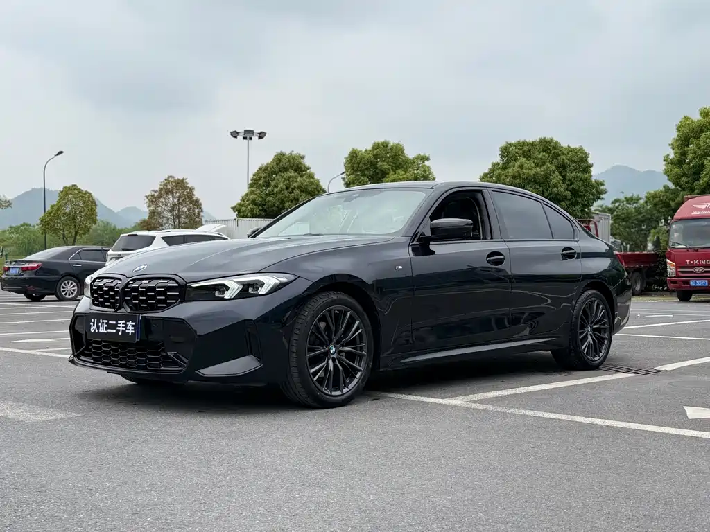 BMW 3 Series 2023