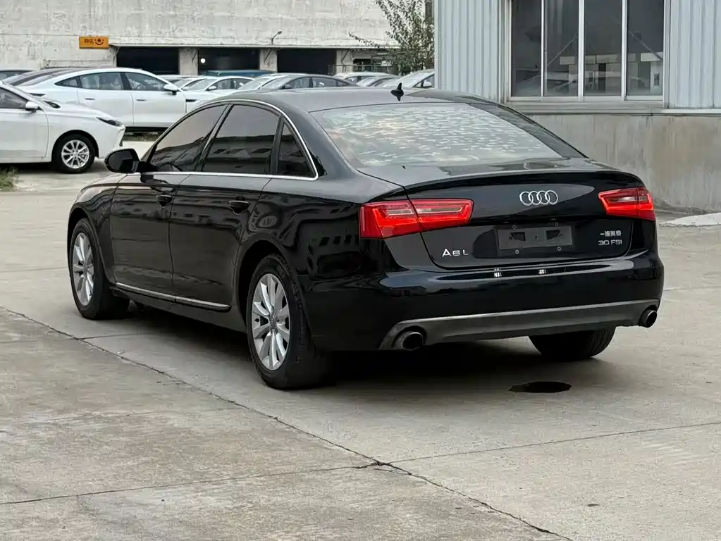 Audi A6L — миниатюра 10