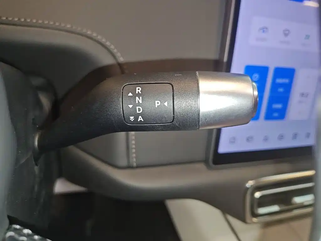 Li Auto Li L6 — миниатюра 14