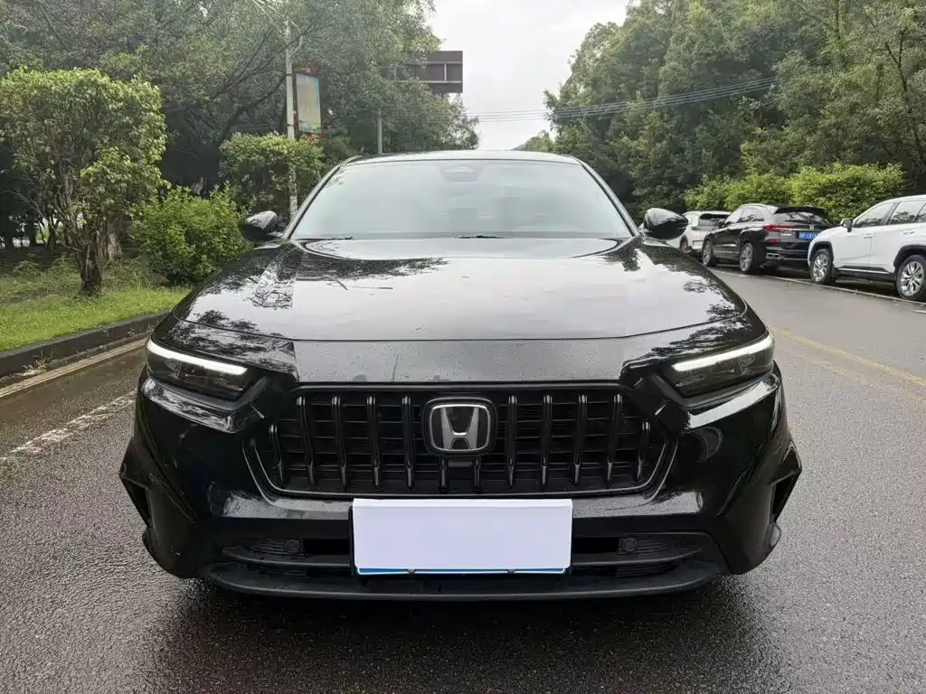 Honda Inspire — миниатюра 2
