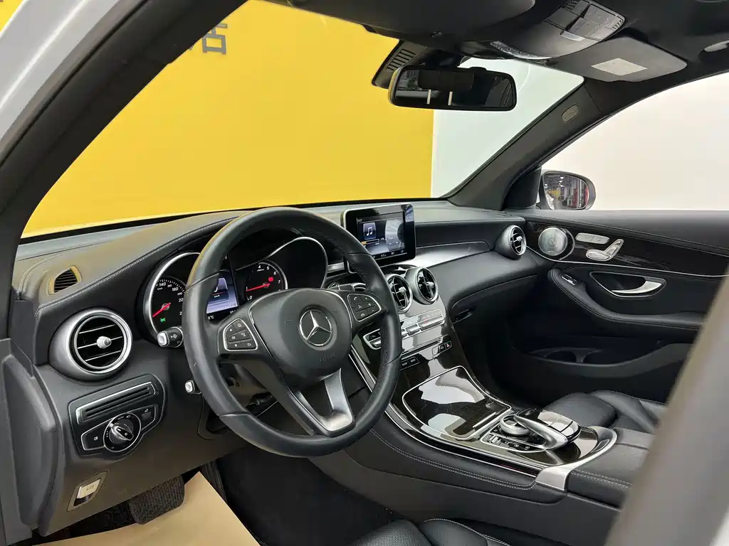 Mercedes-Benz GLC — миниатюра 3