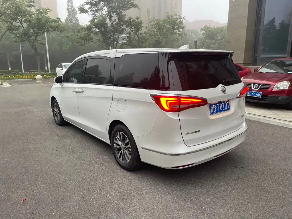 Buick GL8 2017 ES 28T Luxury V