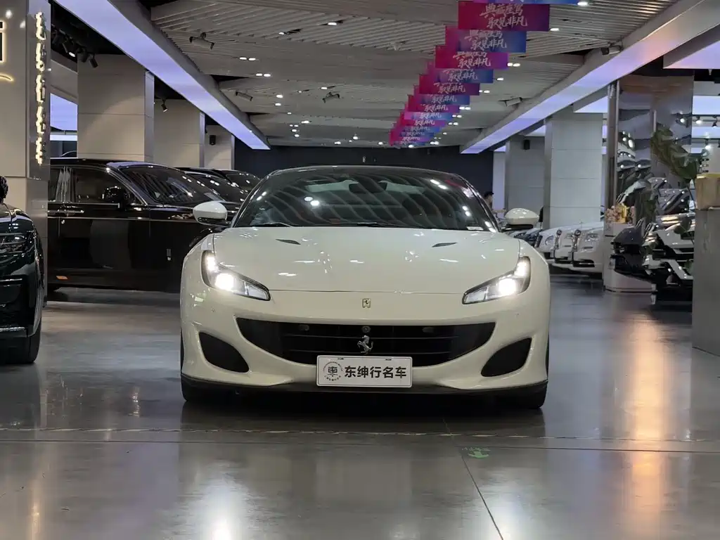 FERRARI PORTOFINO